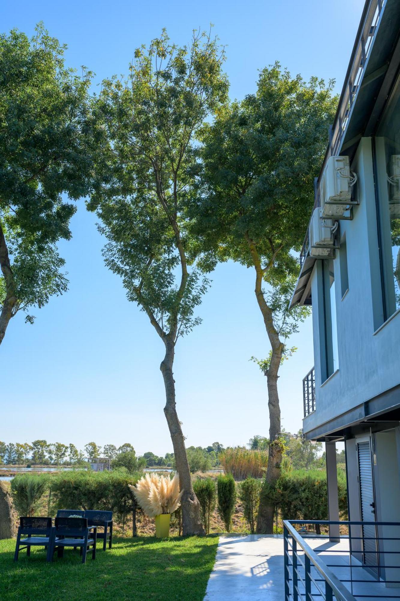 Bikini Apartments Kariótai Eksteriør bilde