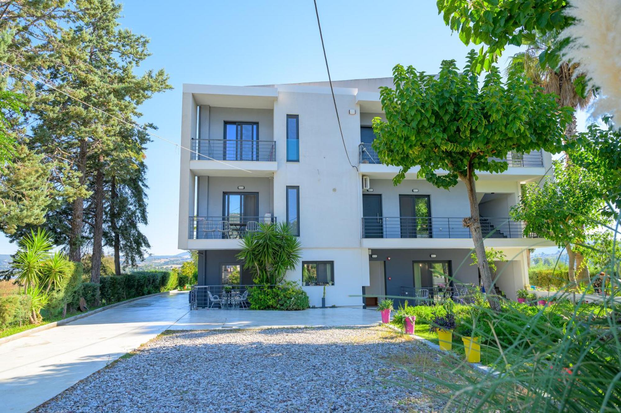 Bikini Apartments Kariótai Eksteriør bilde